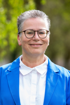 Frau Bernadette Behr Profilbild von Frau Bernadette Behr